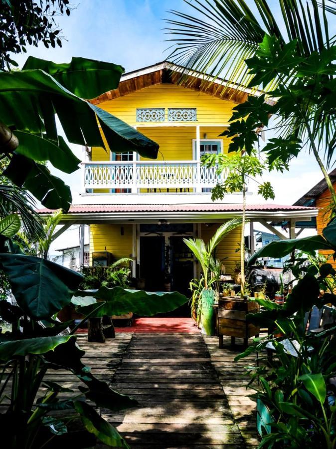 Barrbra Bnb Over The Sea Bocas Town Exterior photo