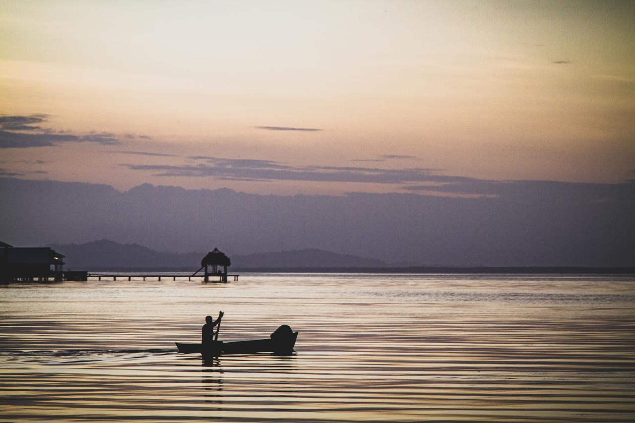 Barrbra Bnb Over The Sea Bocas Town Exterior photo
